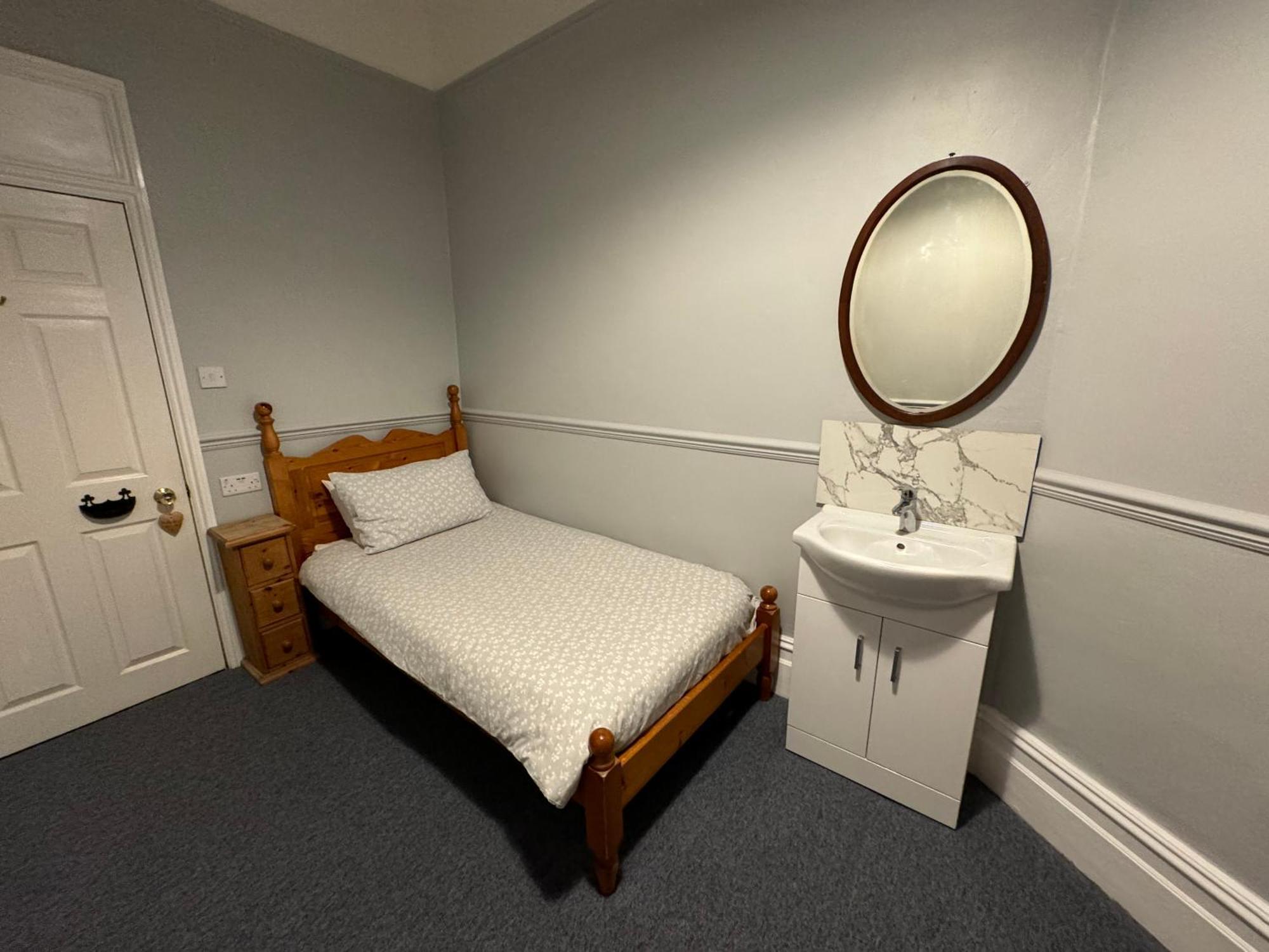 The Elms Guest House Bristol Filton Eksteriør billede